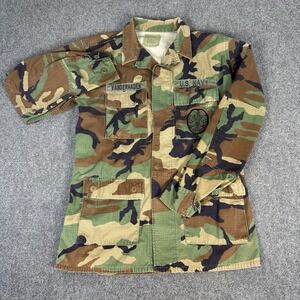 Vintage U.S. Navy Woodland Camo BDU Jacket U.S. Navy Police Size Medium - Long
